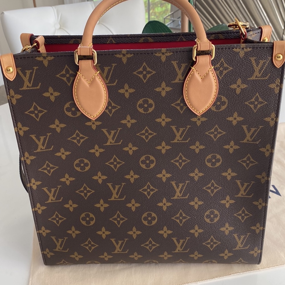 LOUIS VUITTON Monogram Sac Plat PM M45848 w/ Dust Bag, Box & Receipt! - Picture 10 of 12